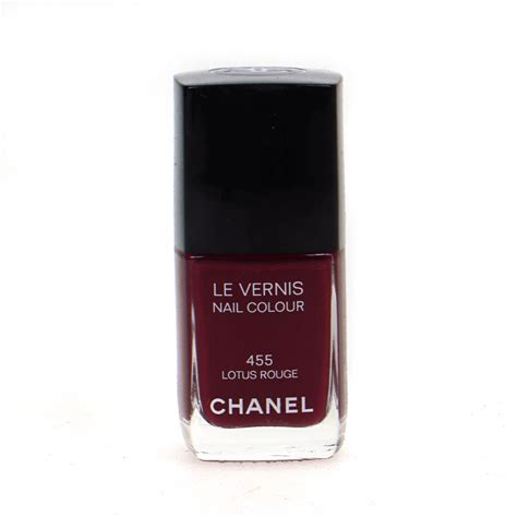 chanel vernis lotus rouge|le vernis nail color.